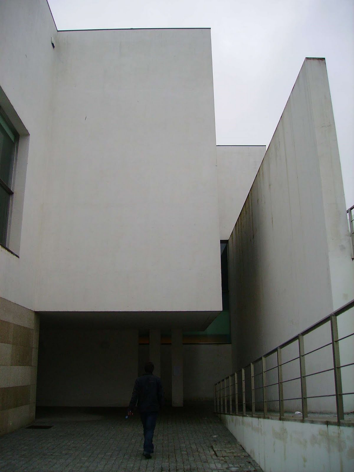 [IMGP4586_1536x2048.JPG]