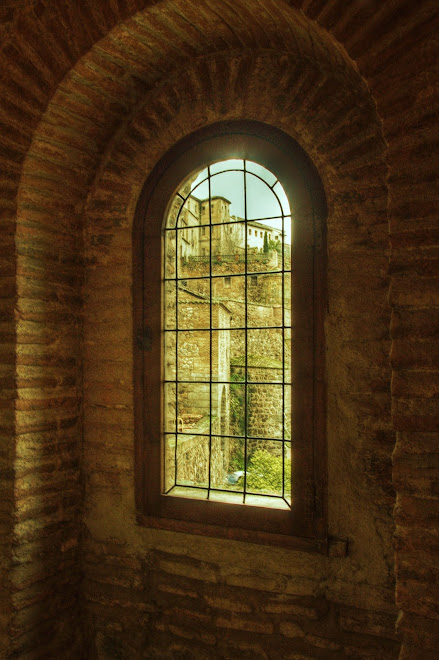 VENTANA DE LA PUERTA DEL SOL