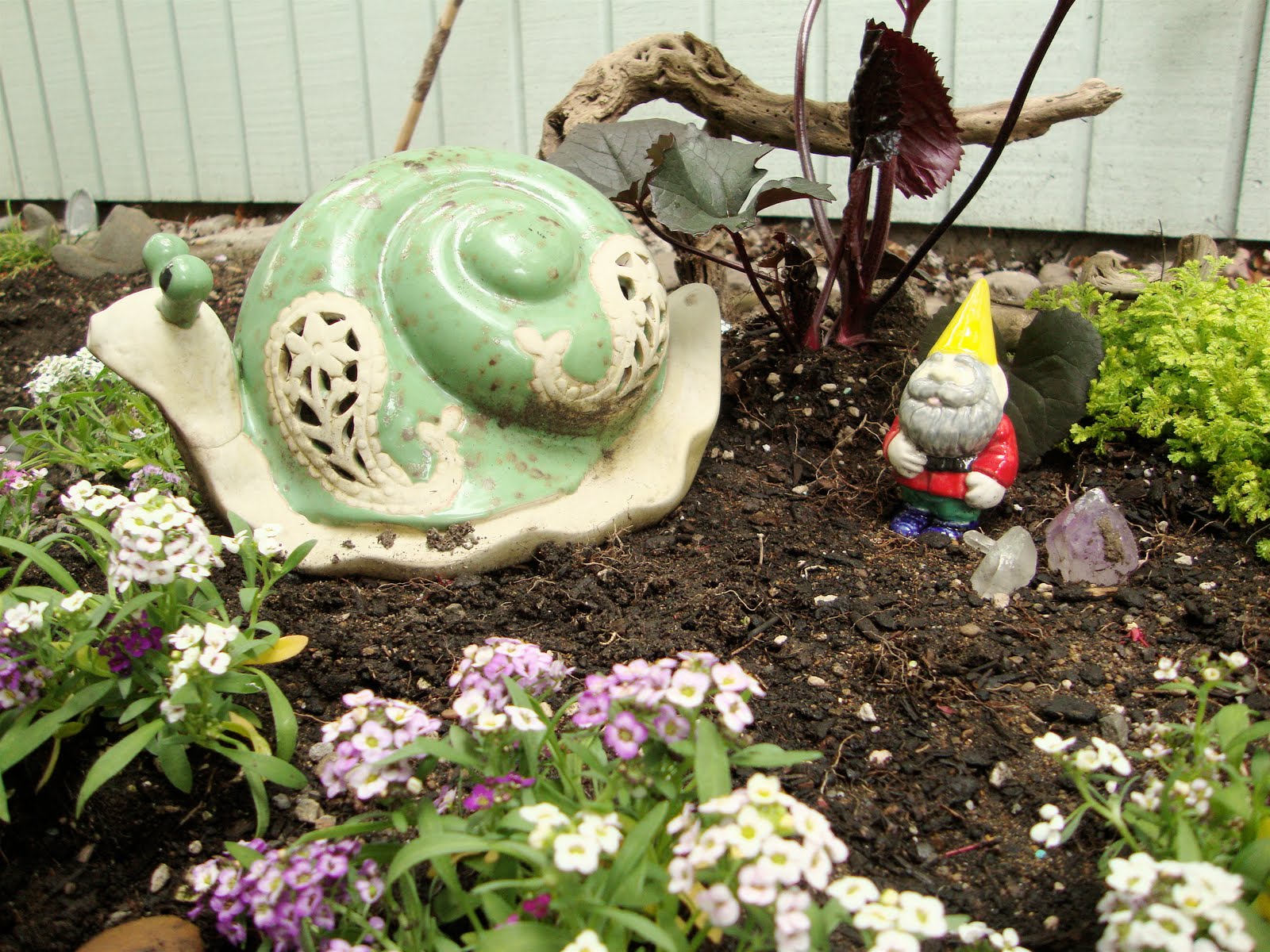 Bliss Monkey Studio: Gnome Garden