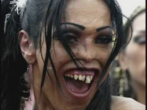 tailandesa feucha pero le doy como rengo a la muleta