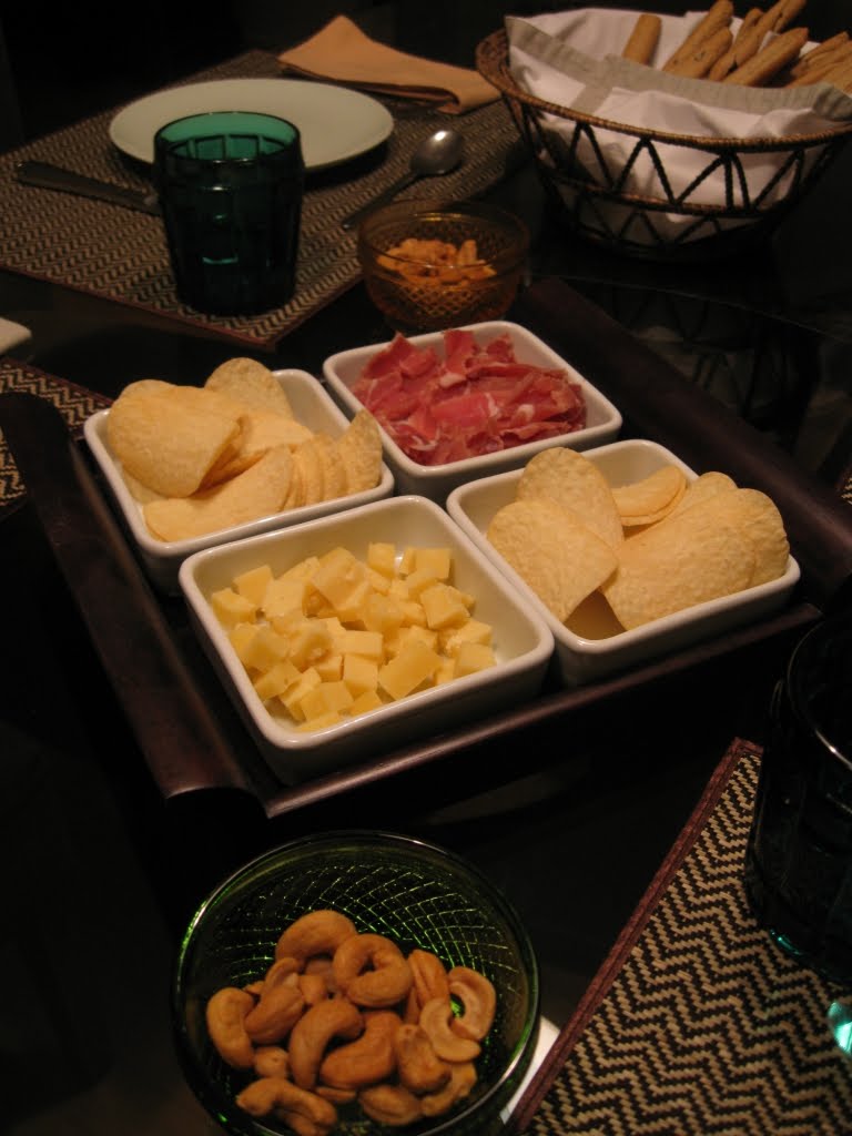 [003.JPG]