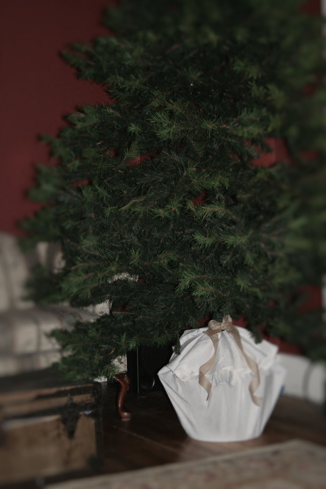 Christmas Tree Stand Cover DIY Show Off ™ DIY Decorating and Home Improvement BlogDIY Show