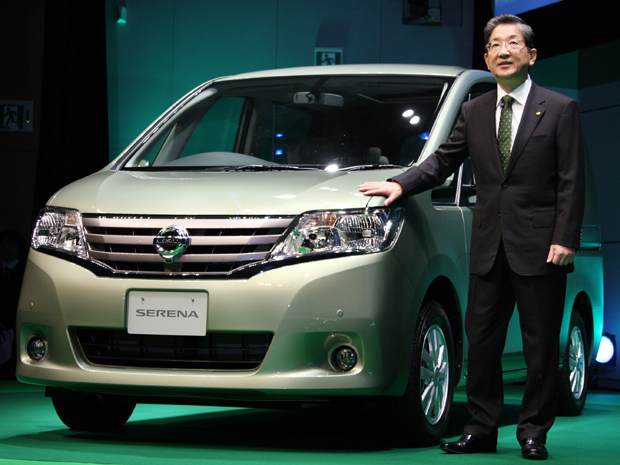 nissan serena nissan serena