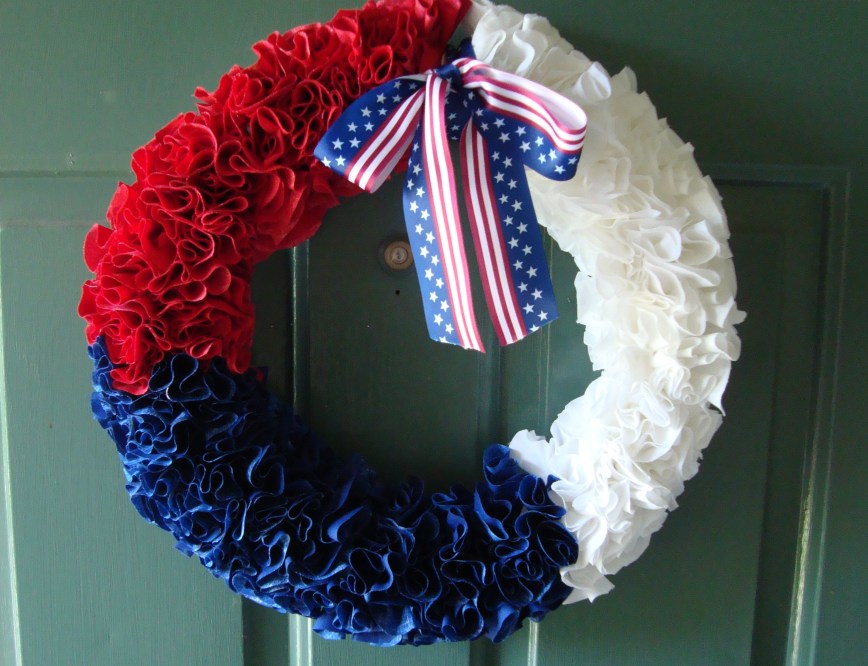 mama's little monkeys.... Easy No Sew Fabric Wreath Tutorial