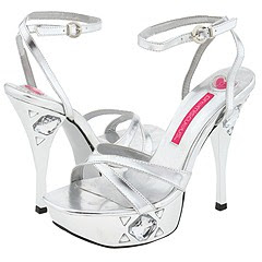 صور الاحذية البيضاء للعروسة مع مجموعة من احذية الخطوبة الملونة  Promiscuous+Bridal+Shoes