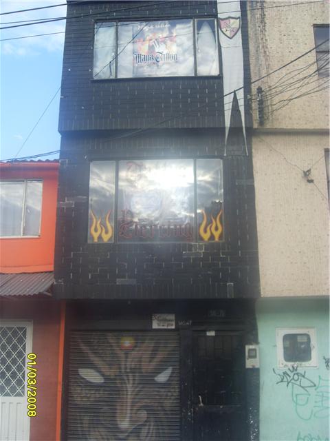 Casa de Tatoos y piercings en Tibabuyes, Suba