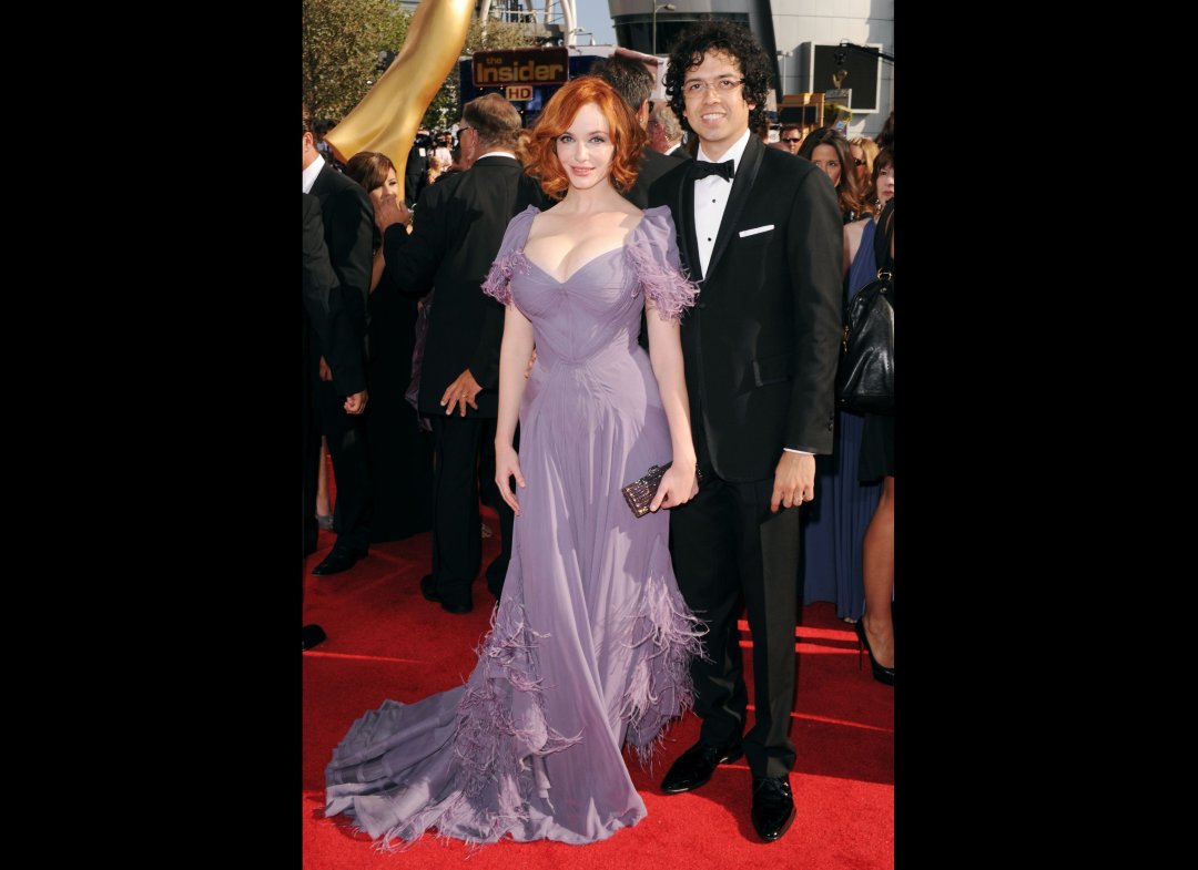 http://2.bp.blogspot.com/_YuZ6tBWqsrk/THxTOLv_PWI/AAAAAAAACD8/a_M3NmYpl3s/s1600/zac+posen+christina+hendricks.jpg.jpeg