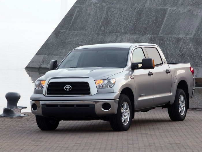 [2007-Limited-Toyota-Tundra-CrewMax-i-Force-5.7-V8-Supercars-front.jpg]
