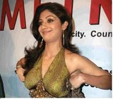 Shilpa Shetty BUSY in Covering