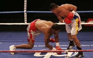Torres vs Holt combates de boxeo