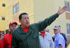 [Hugo_Chavez_260498t.jpg]