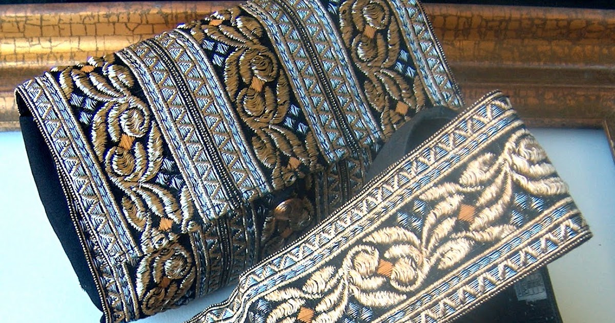 Summerland Cottage Studio Embroidered ribbon purse