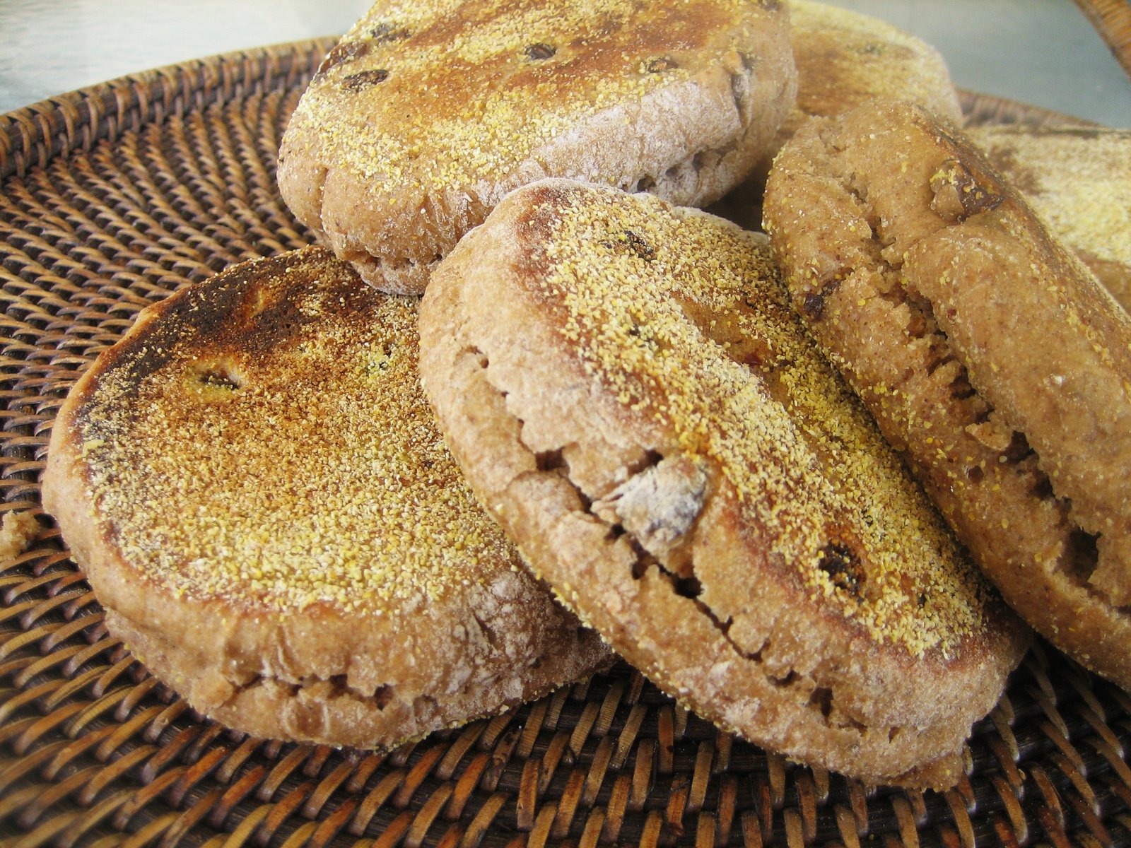 [Englishmuffins+047.JPG]