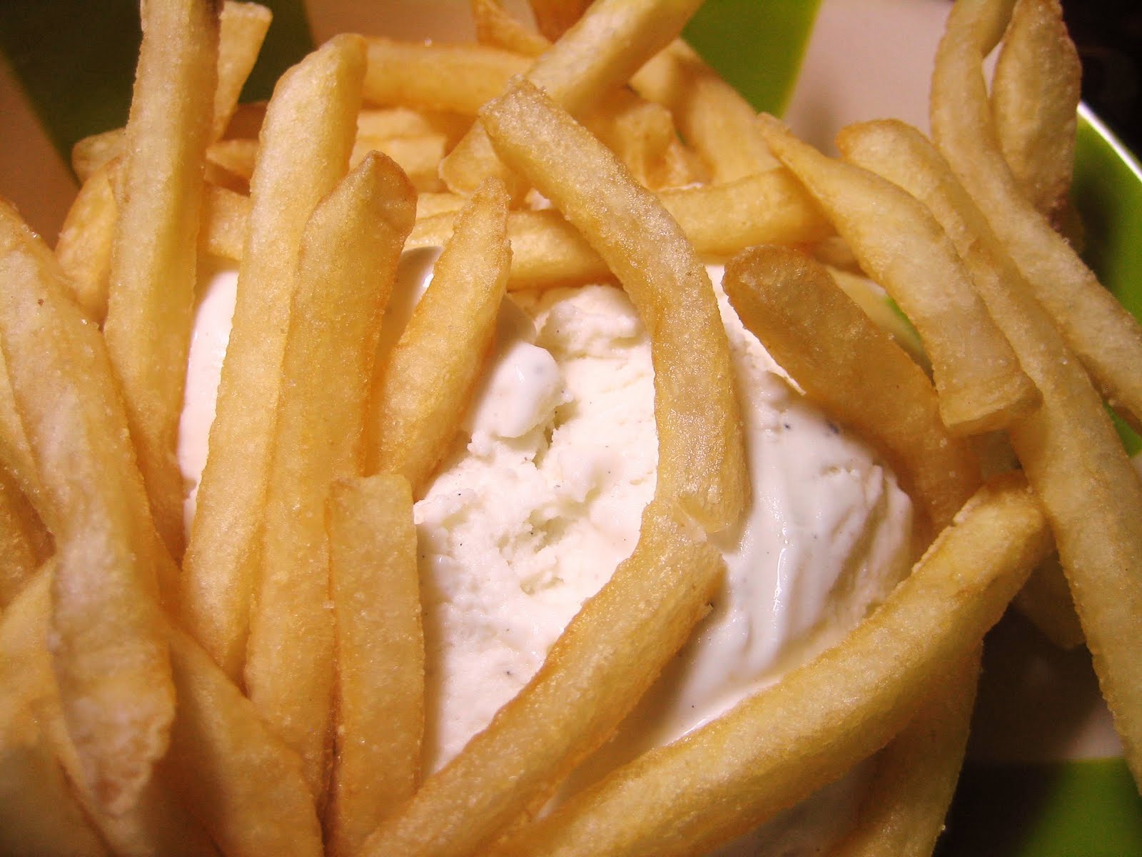 Chef Tess Bakeresse Ace's Fried Ice Cream