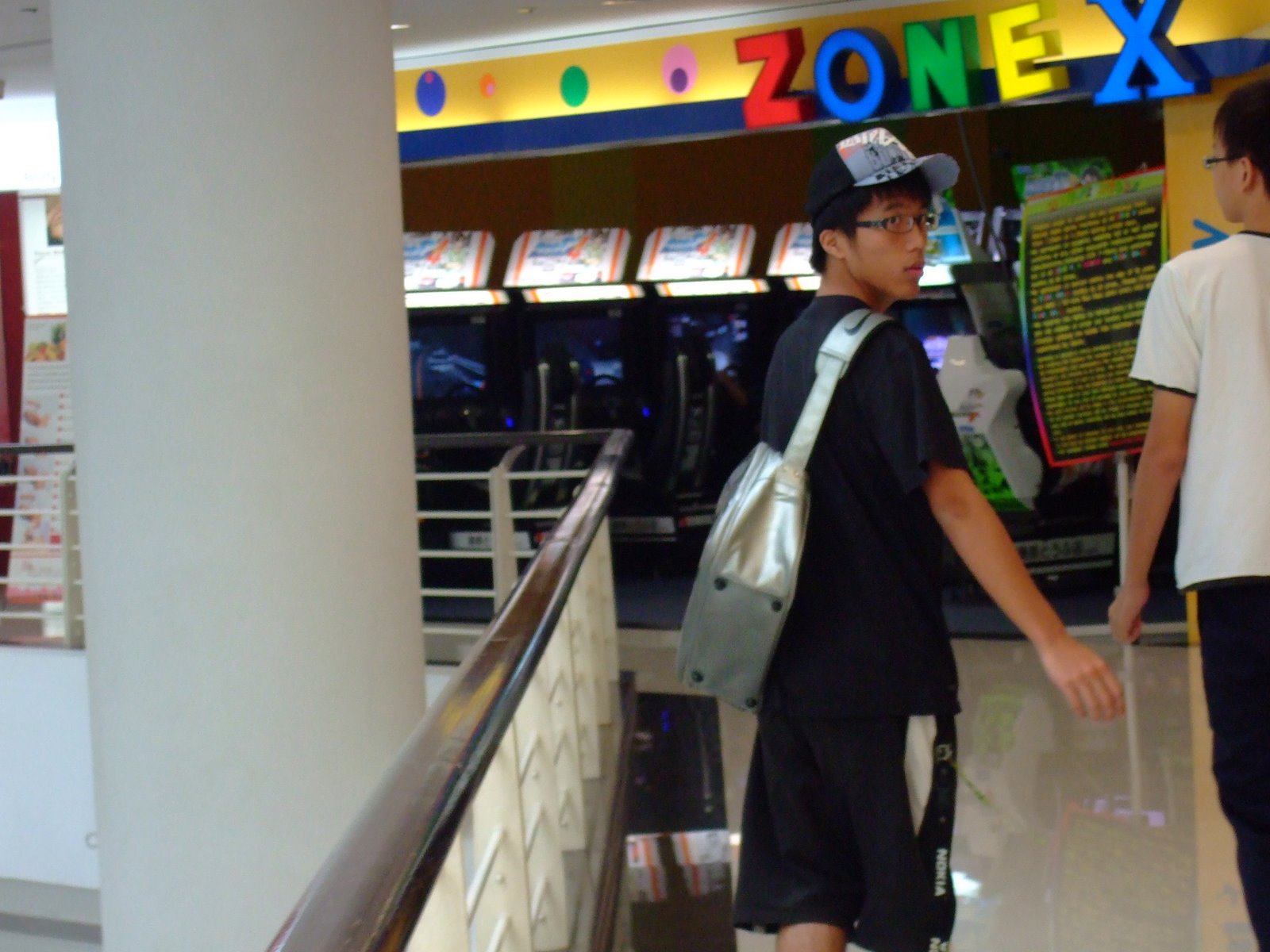 [DSCF2816.JPG]