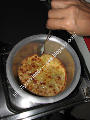 Apply a layer of ghee to the top layer of Bibinca