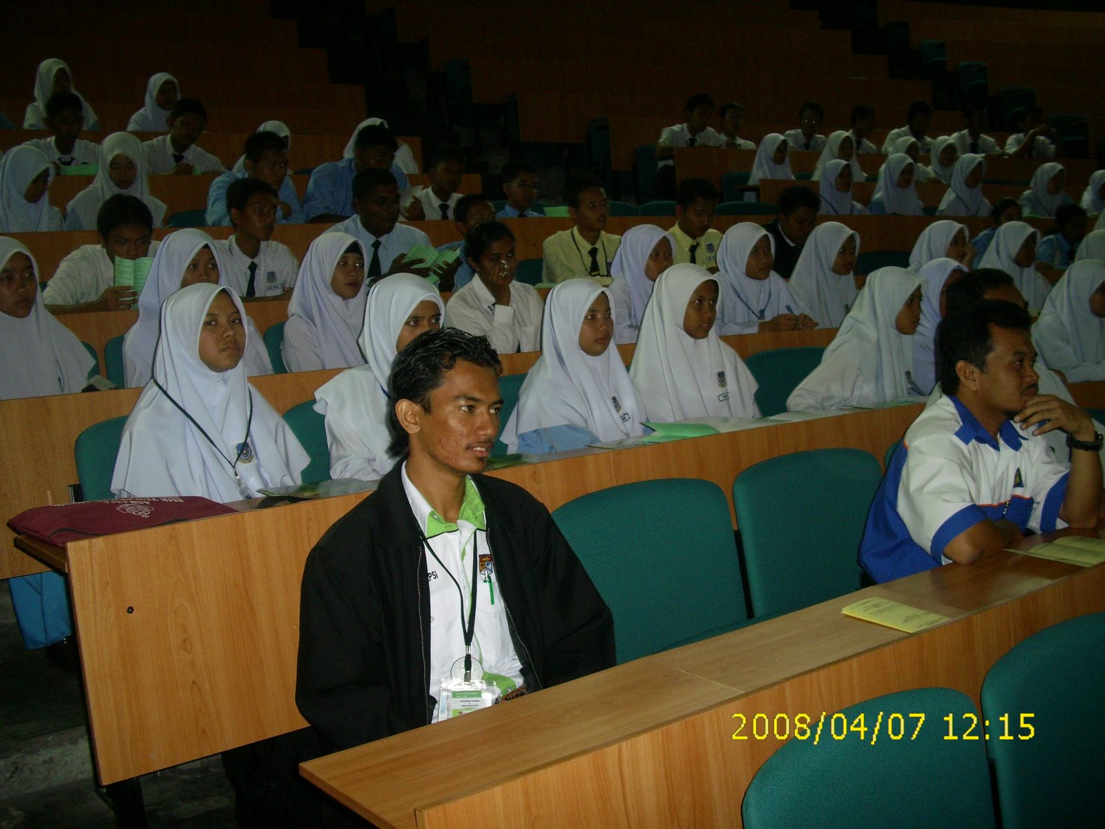 [DSCI0051.JPG]