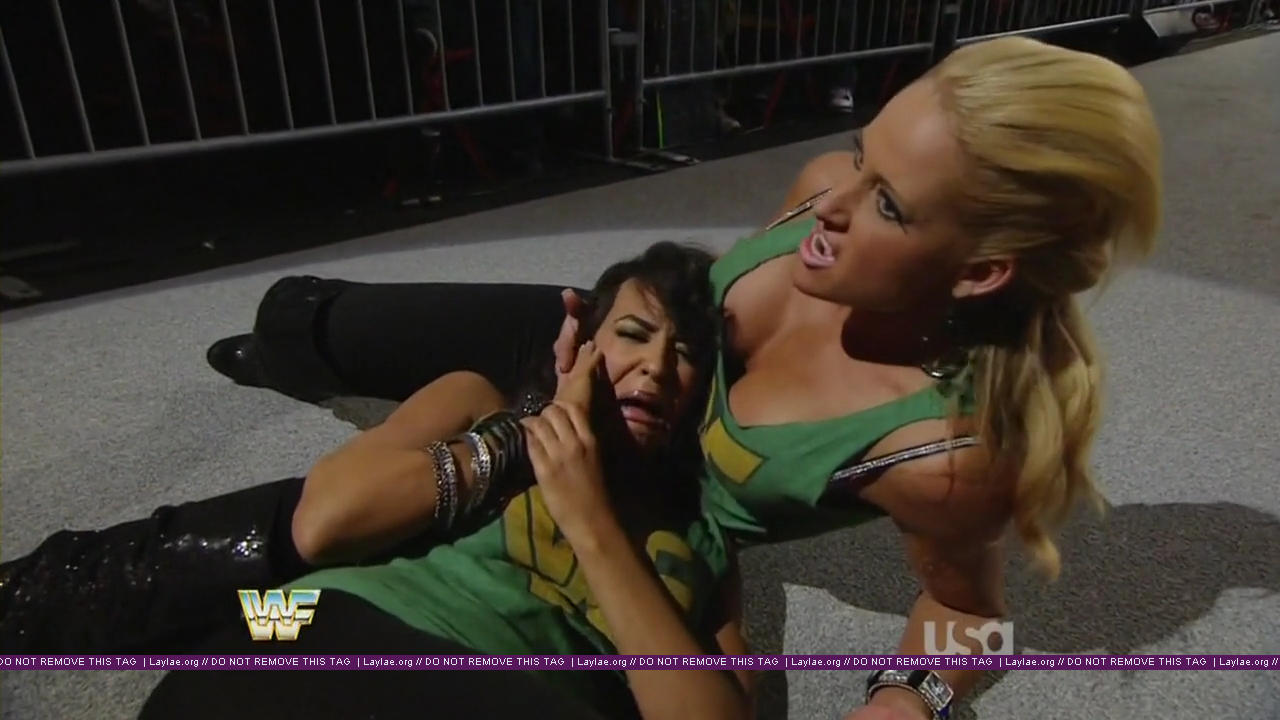 Michelle McCool Nip Slip/ Layla thong slip both from this weeks Raw. 