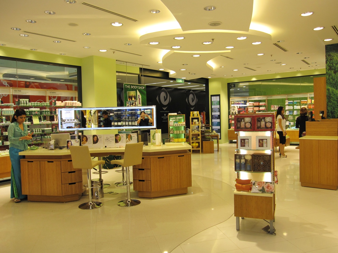 Chocolate Cats The Body Shop Flagship Store Fahrenheit 88