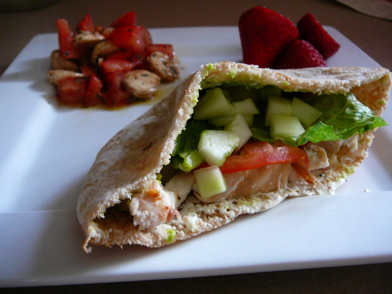 Eighty Twenty: 80---Chicken Pita Pockets
