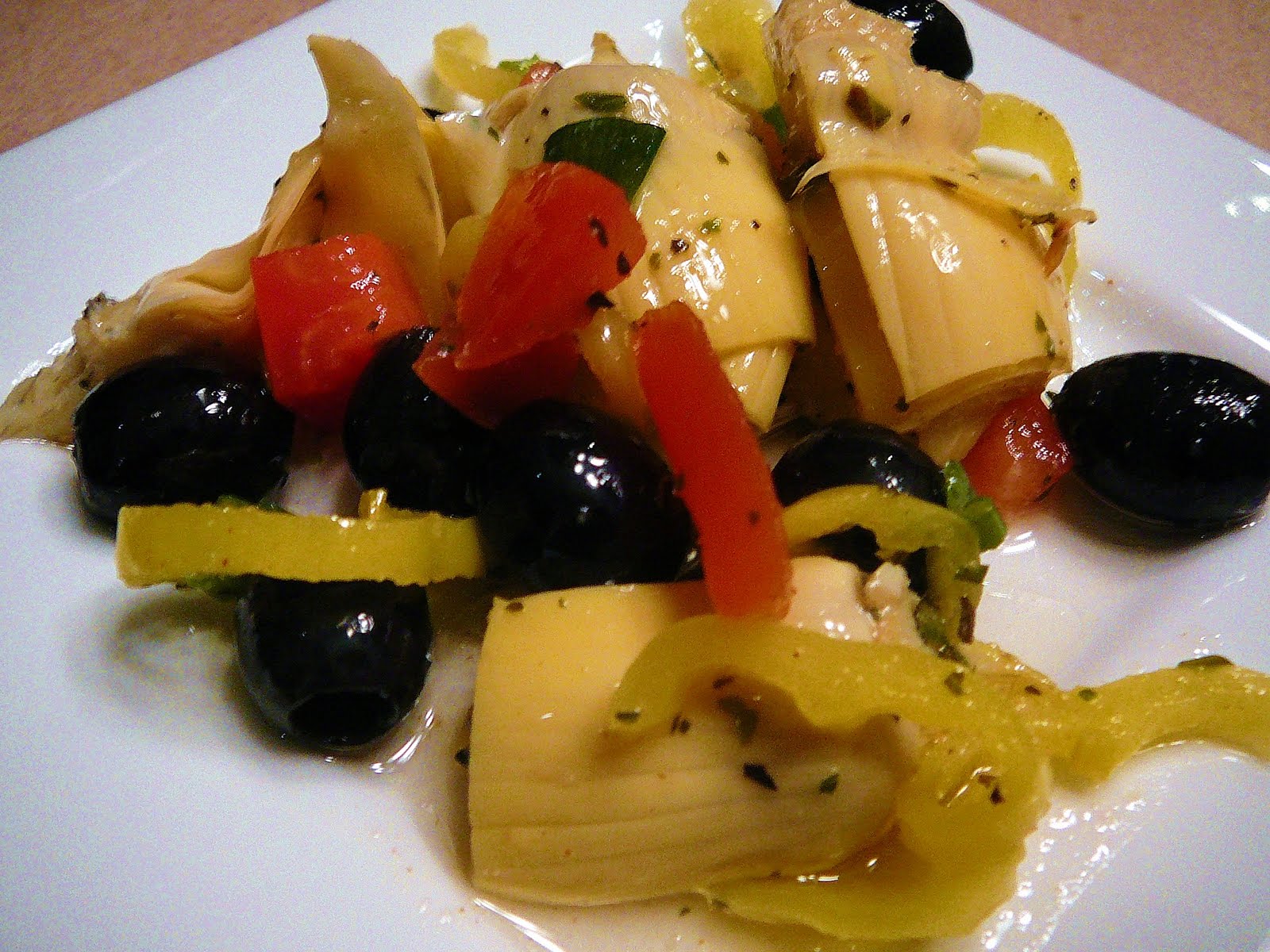 Eighty Twenty 80 Marinated Artichoke Salad