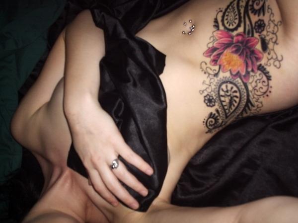 tattoos on ribs girls