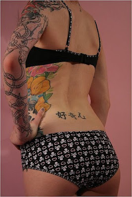 girls tattoos on ribs