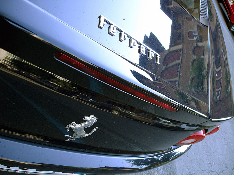 [Ferrari.jpg]