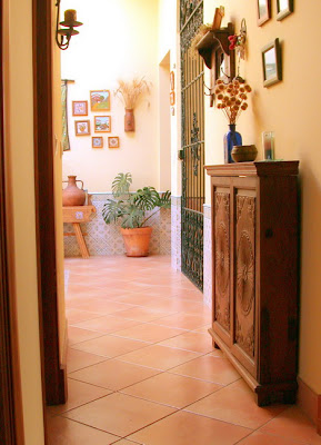 Decoração de sala de estar com quadros Decoração de sala de estar com quadros
