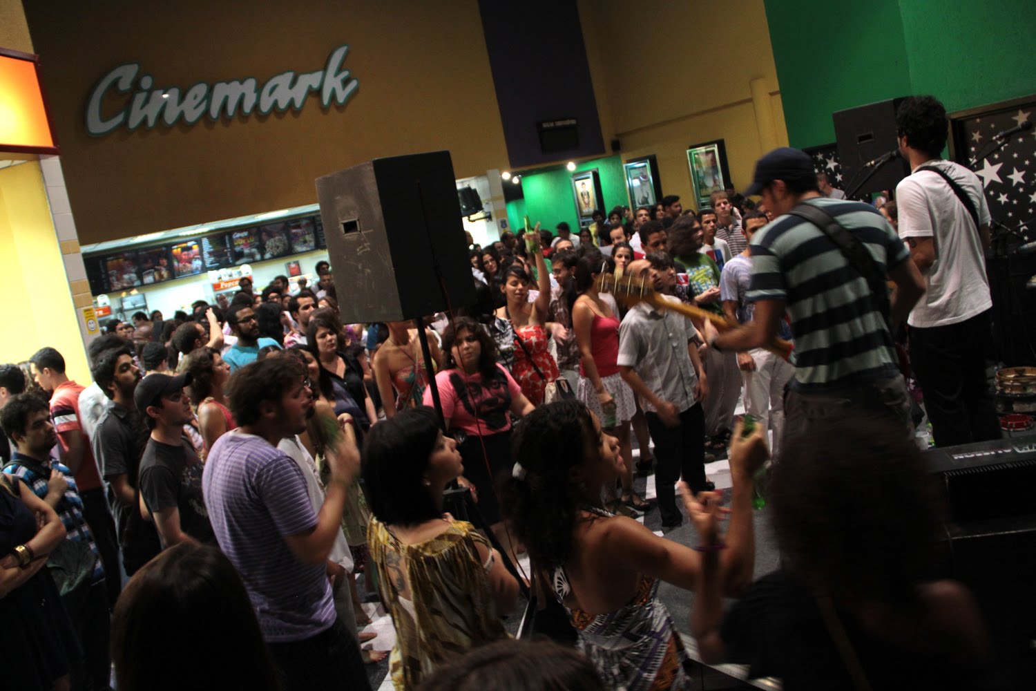 [notivagos_SNAPIC+(2).jpg]