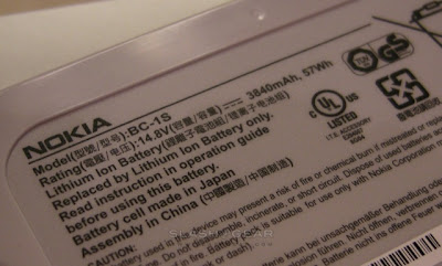 jkkmobile hands on with nokia booklet 3g