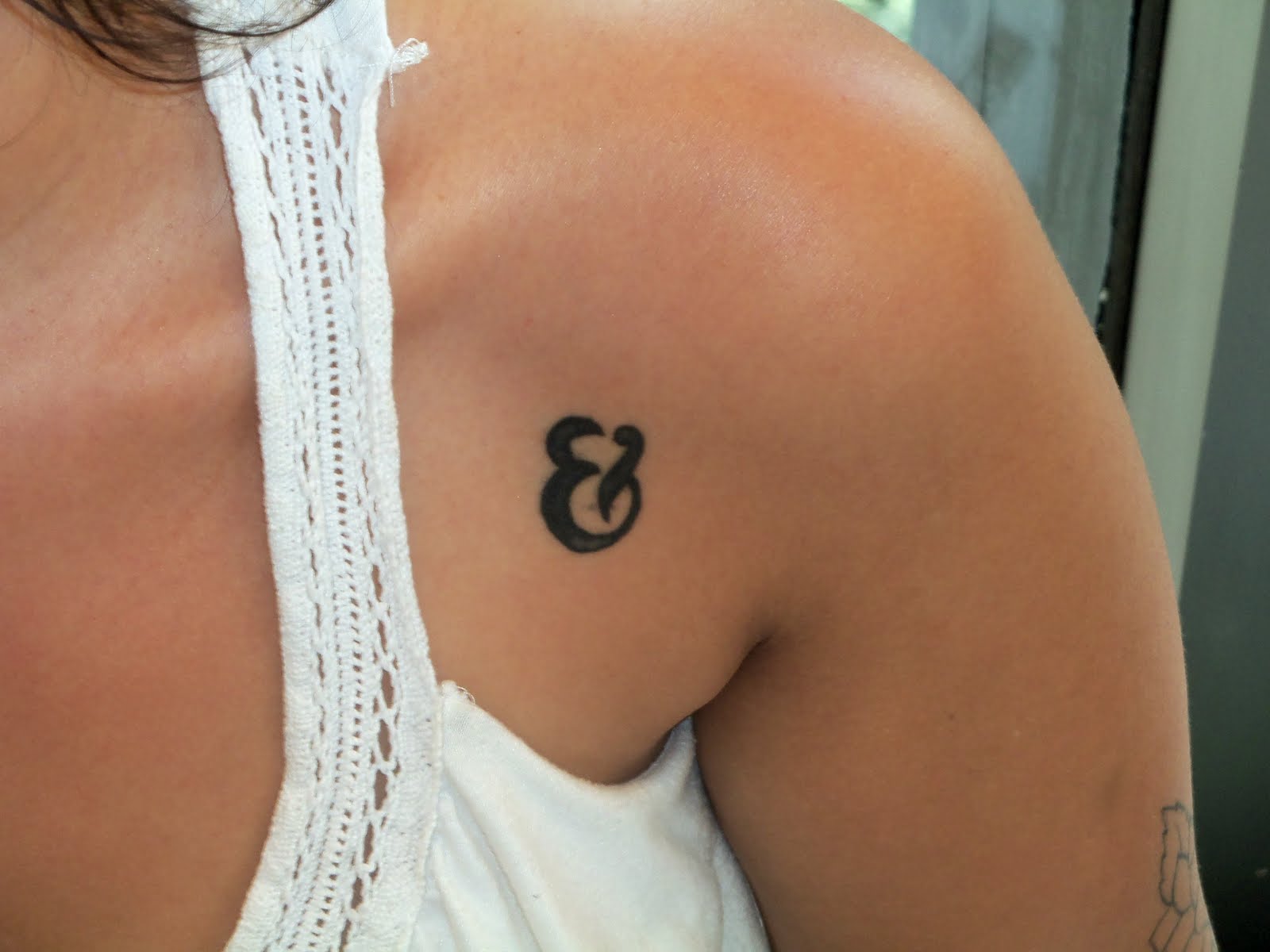 collar bone tattoo pain collar bone tattoo pain