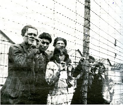 http://2.bp.blogspot.com/_ZOTNU7fWM_Y/TFAwatuh56I/AAAAAAAADJs/29RXktPAL0g/s1600/france1944.jpg