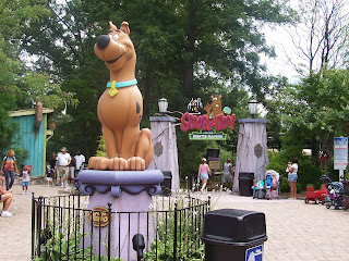 Scooby doo haunted mansion ride