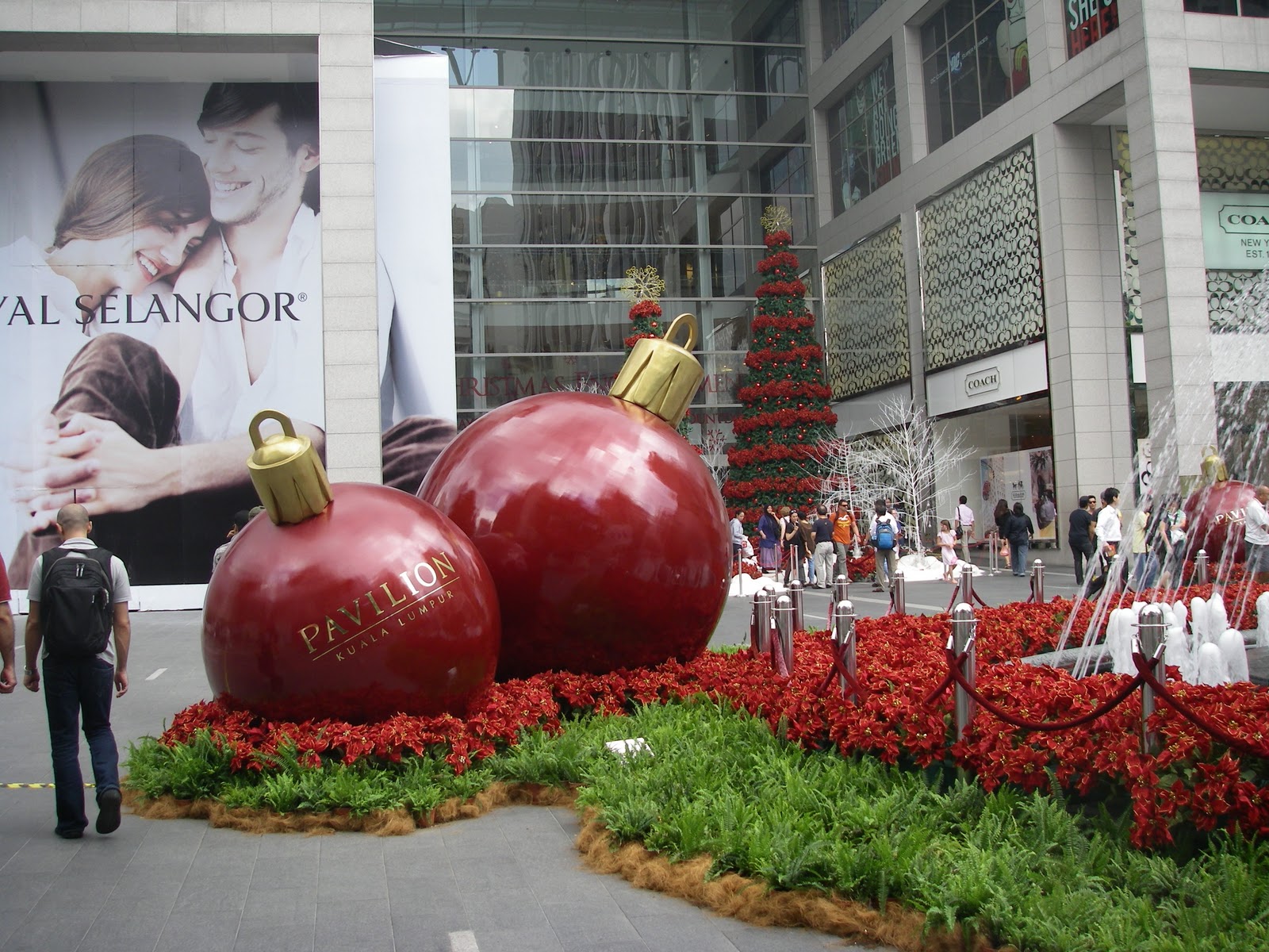 Things to do in Kuala Lumpur Xmas at Pavilion Shopping Mall, Jalan