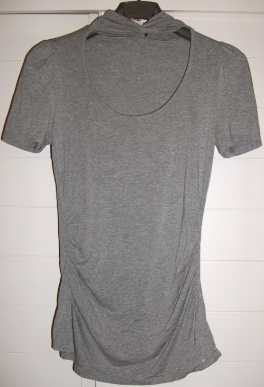 T-shirt Morgane Gris Taille 36    12€