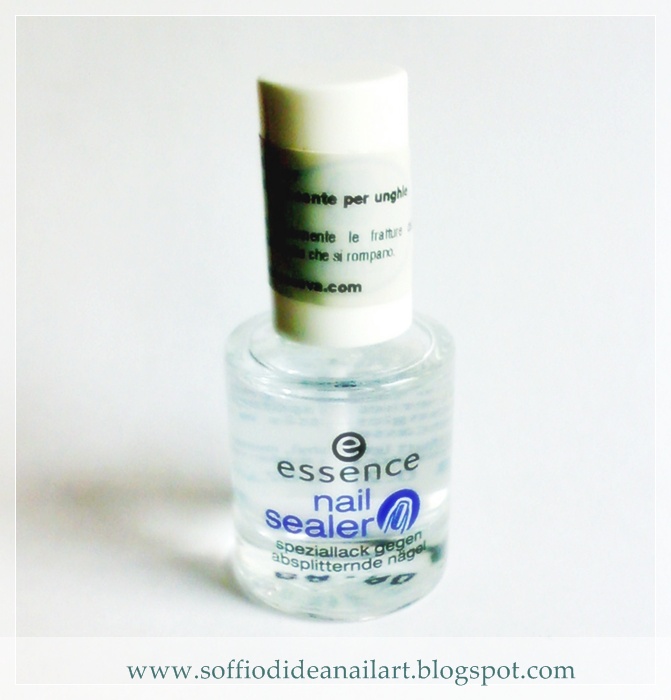 Essence Nail Sealer vs Unghia distrutta chi vincerà? (PIANO A) Nail