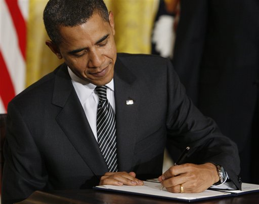 [090126-obama-ends+Bush+signing+statements.jpg]