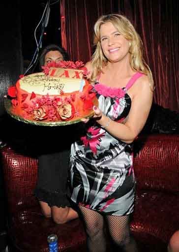 KRISTY SWANSON CELEBRATES 40TH BIRTHDAY