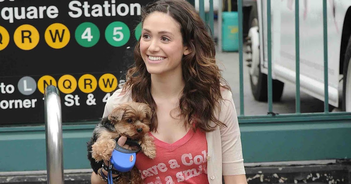 EMMY ROSSUM LOVES HER DOG CINNAMON