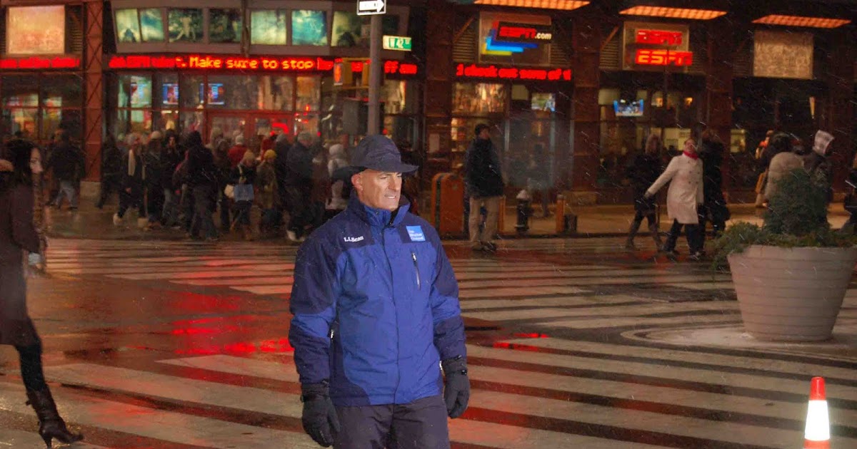 WEATHER CHANNEL COVERS TIMES SQUARE