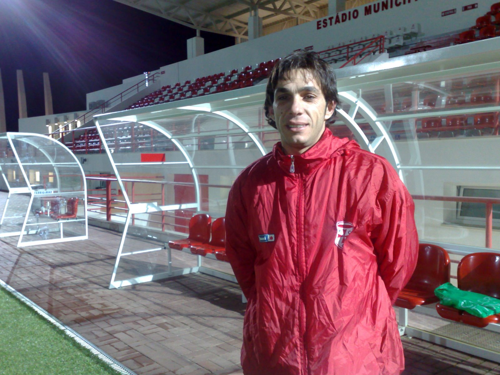 [13022009384.jpg]
