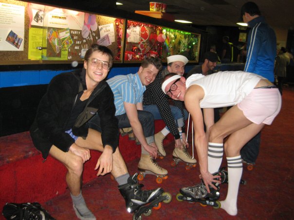 [gayskate12.jpg]