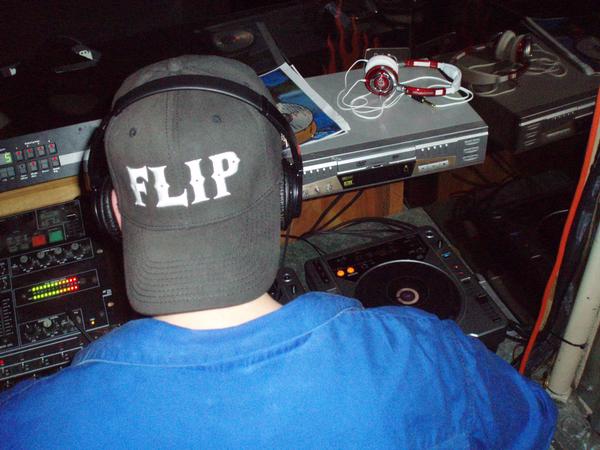 [flip.jpg]