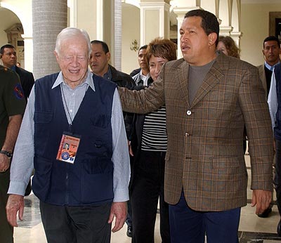 [jimmy-carter-hugo-chavez.jpg]