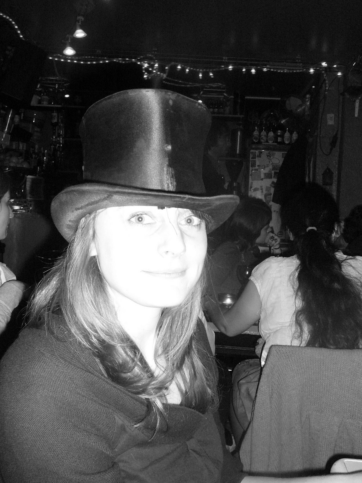 [Erica+as+Victorian+ghost1.jpg]