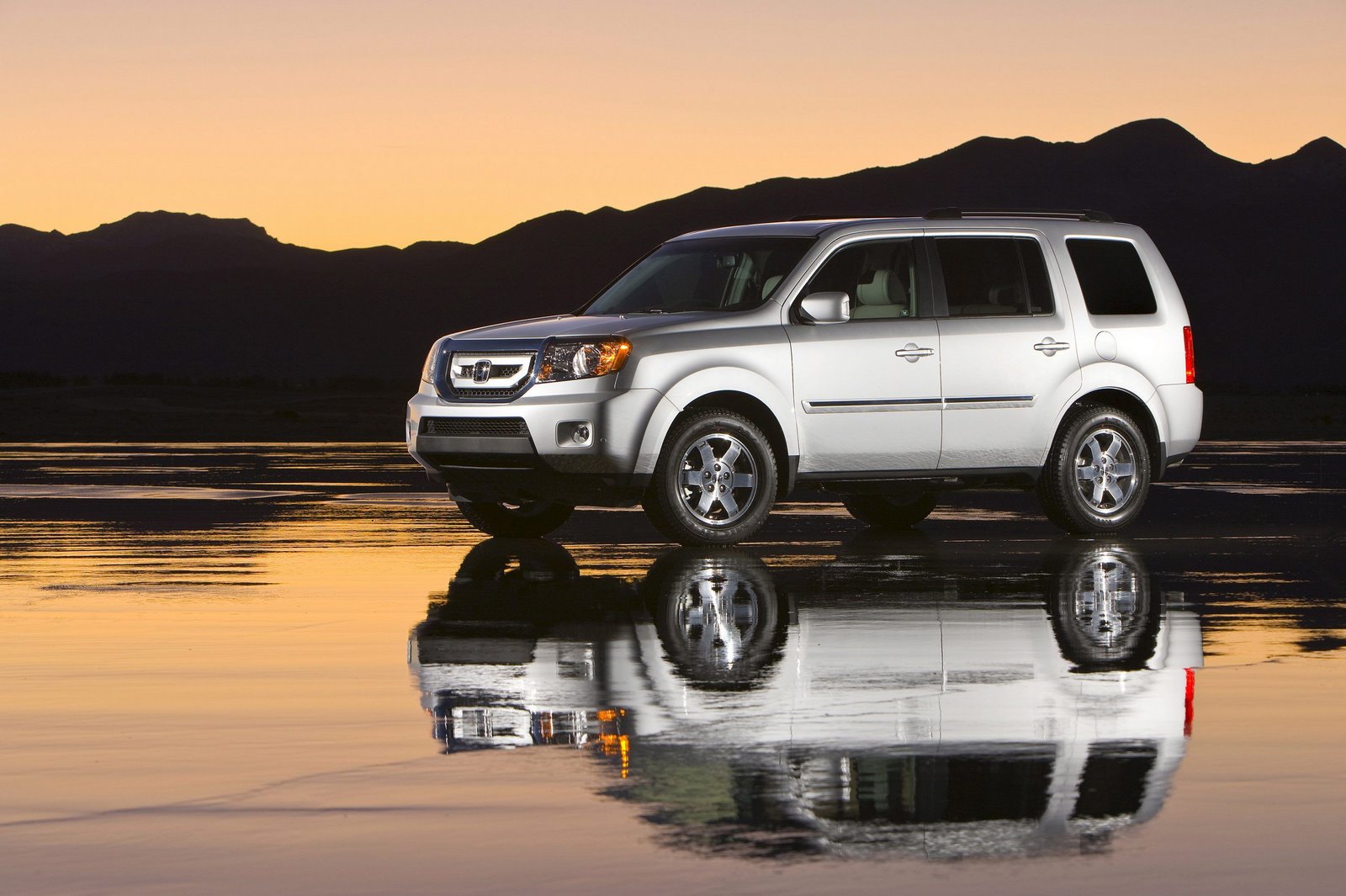 [SUV.jpg]