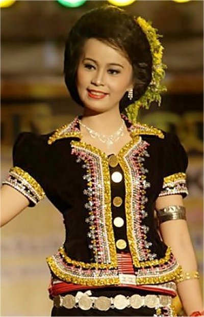 My Conscience 2010 Unduk Ngadau Crown Goes To