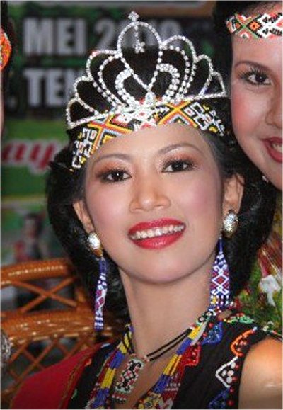My Conscience 2010 Unduk Ngadau Crown Goes To