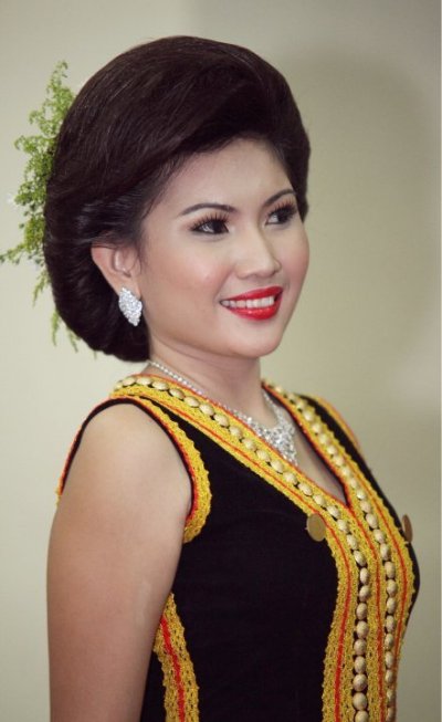 My Conscience 2010 Unduk Ngadau Crown Goes To
